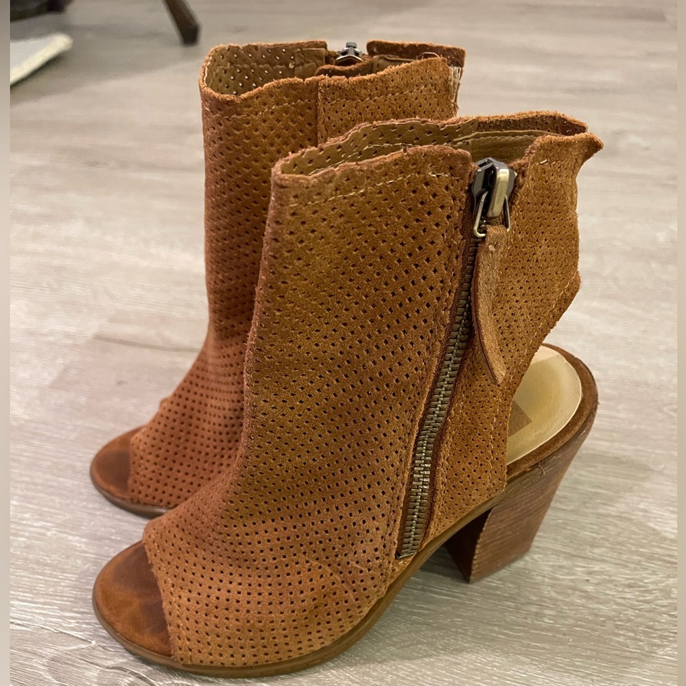 CIRCUS Sam Edelman Peep Toe Booties Chunky 3" Heels Brown Suede Women's Size 6.5
